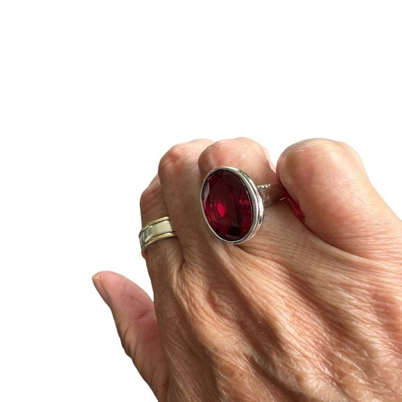 Burgundy Wine Gemstone Silver Ring - Picture 3 of 10